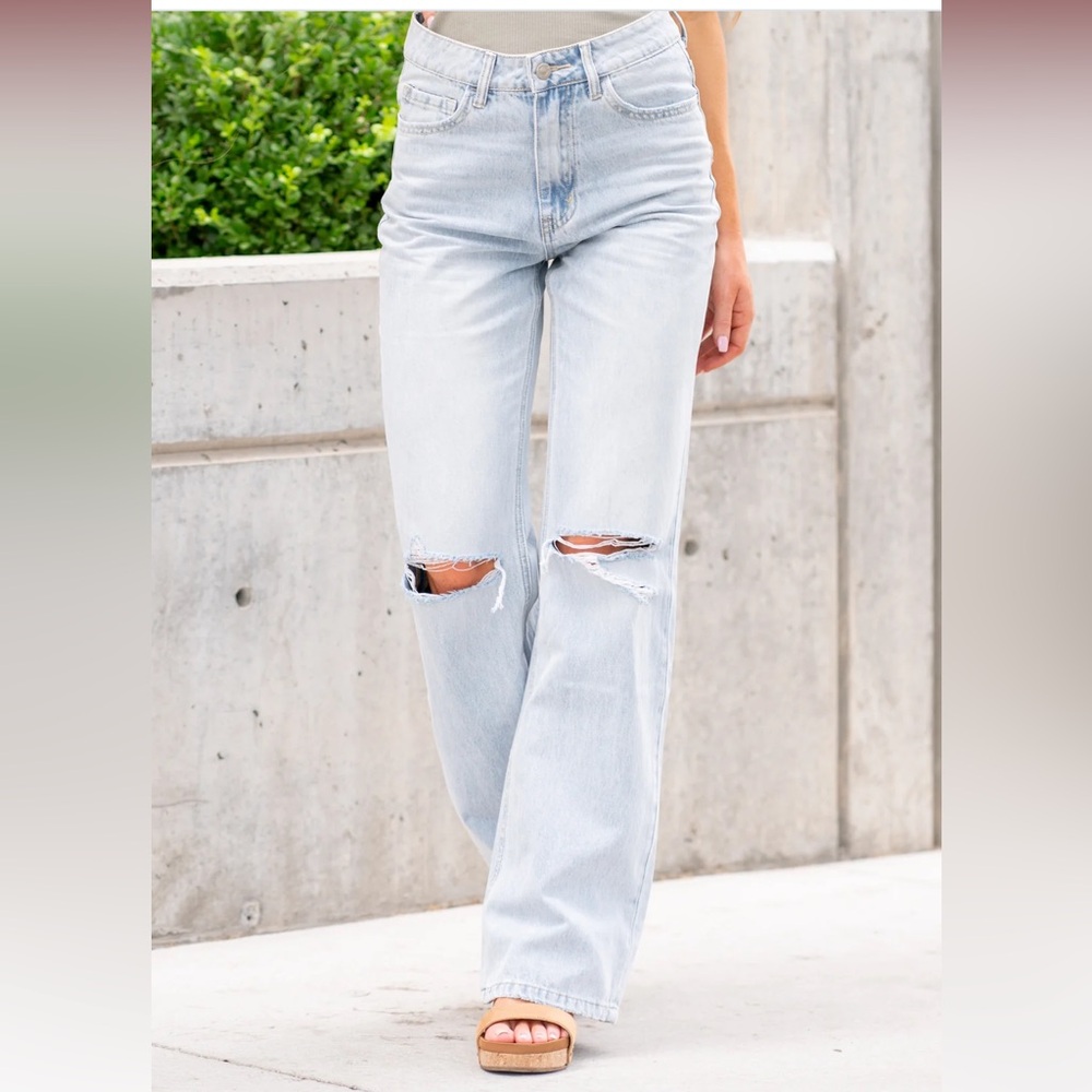 Vervet Light Wash High Rise Jeans 27